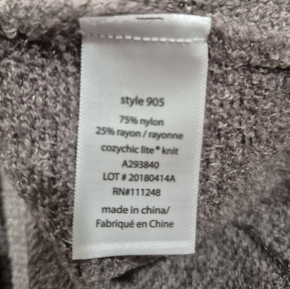 NWT Barefoot Dreams hooded cardigan - Picture 6 of 8